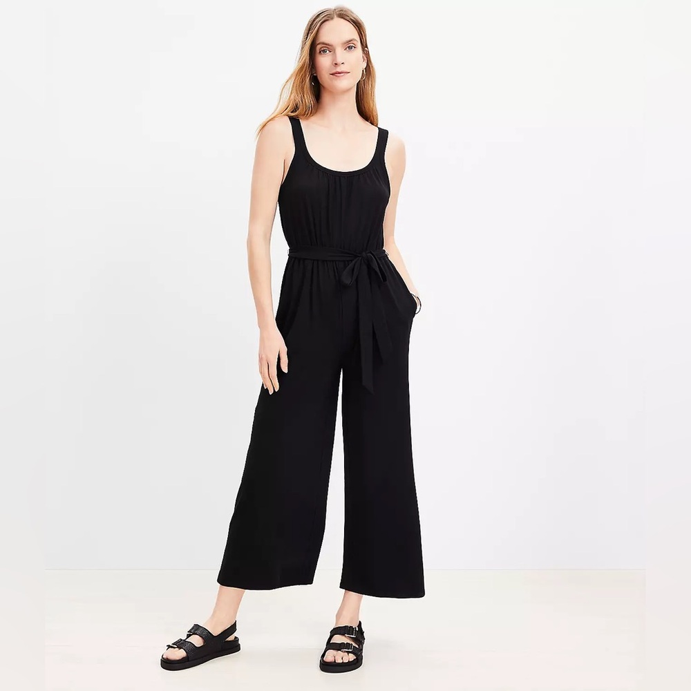 LOFT Jersey Knit Jumpsuit | Size Small (fits like a 6)